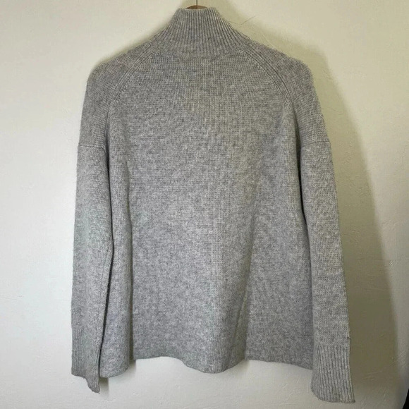 J.Crew Women’s S Wool Blend Quarter Snap Sweater Heather Gray Pockets Oversized - Picture 2 of 13